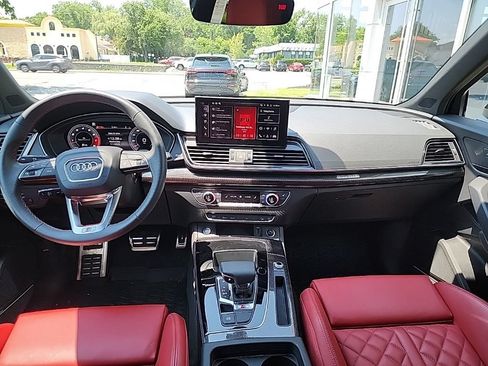 Used 2024 Audi SQ5 Premium Plus w/ Premium Plus Package AWD/4WD image 19