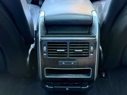 Used 2019 Land Rover Range Rover Sport HSE AWD/4WD image 32