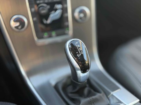 Used 2016 Volvo XC60 T6 image 29