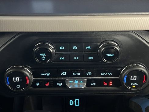 Used 2024 Ford Bronco Wildtrak image 21