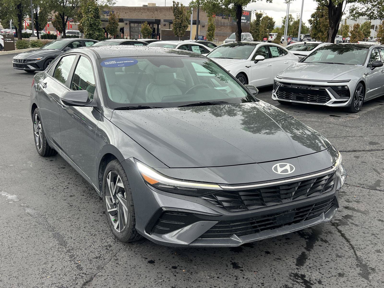 Certified 2024 Hyundai Elantra Limited FWD image 12