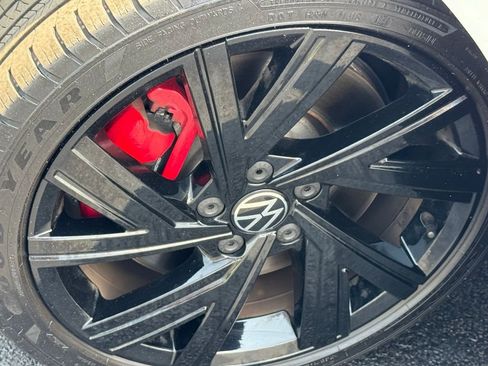 Used 2023 Volkswagen GTI SE w/ SE Leather Package FWD image 12