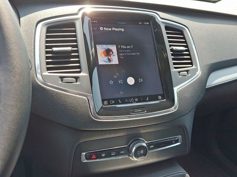 Certified 2024 Volvo XC90 B5 Core w/ Protection Package Premier image 17