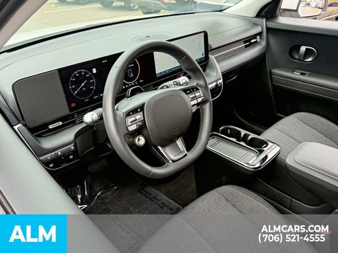 Used 2025 Hyundai Ioniq 5 SE RWD image 11