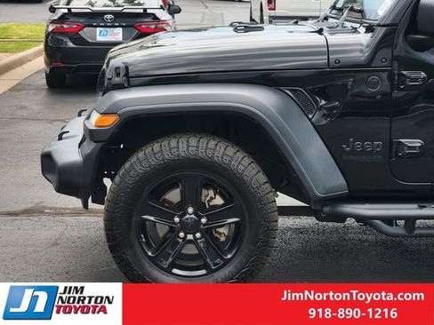 Used 2020 Jeep Wrangler Unlimited Sport AWD/4WD image 9