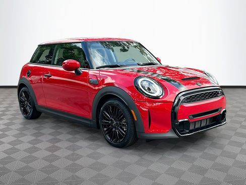 Certified 2024 MINI Cooper S image 1