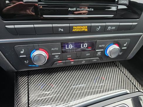 Used 2017 Audi RS 7 Prestige w/ Driver Assistance Package image 30