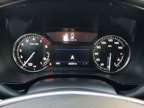 Used 2022 Cadillac XT5 Premium Luxury image 25