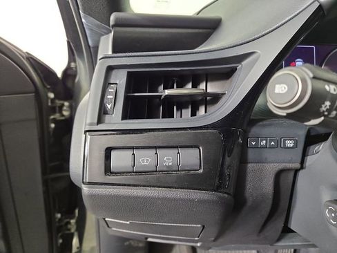 Used 2025 Lexus ES 350 Ultra Luxury image 30