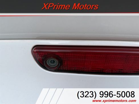 Used 2017 Chrysler 300 S w/ S Model Appearance Package RWD image 11