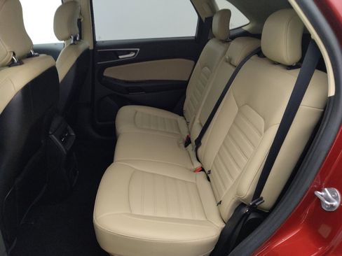 Used 2019 Ford Edge SEL w/ Equipment Group 201A FWD image 18