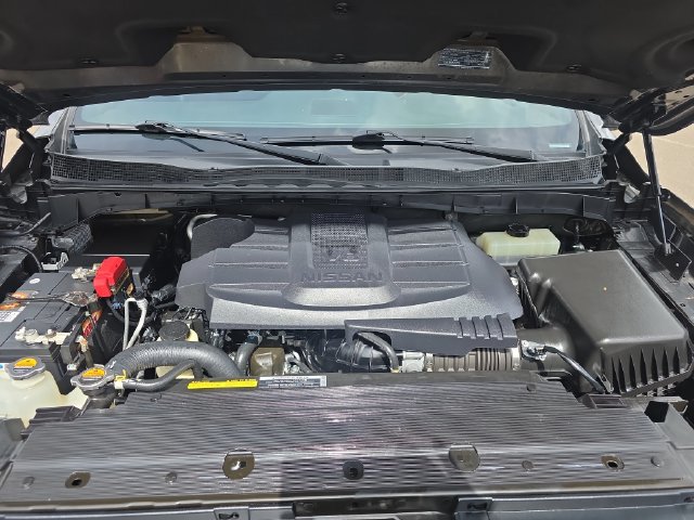 Used 2021 Nissan Titan PRO-4X w/ Pro-4x Utility Package AWD/4WD image 22