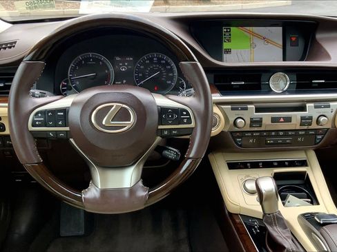 Used 2017 Lexus ES 350 image 6