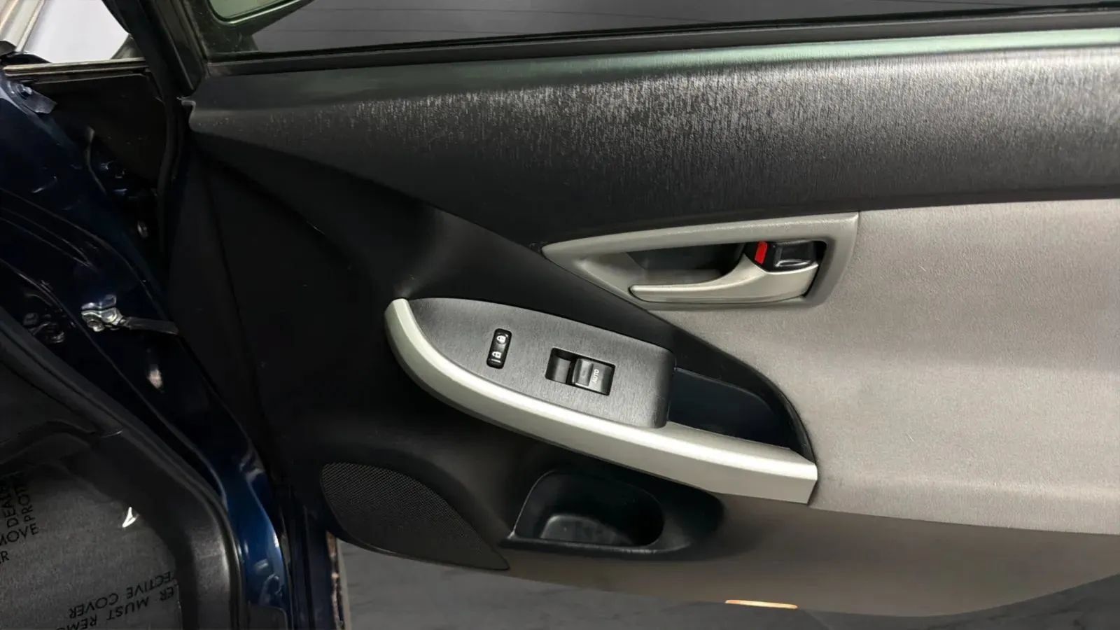 Used 2015 Toyota Prius Two FWD image 18