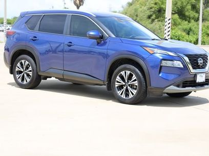 Used 2022 Nissan Rogue SV w/ SV Premium Package