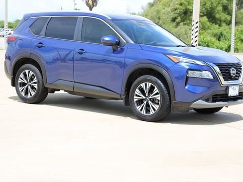 Used 2022 Nissan Rogue SV w/ SV Premium Package FWD image 1