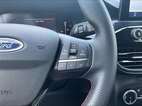 Used 2025 Ford Escape ST-Line FWD image 18
