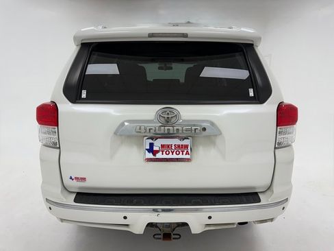 Used 2013 Toyota 4Runner SR5 image 39