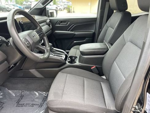 Used 2024 Chevrolet Colorado Trail Boss w/ Technology Package AWD/4WD image 11