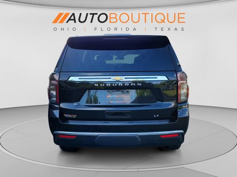 Used 2024 Chevrolet Suburban LT AWD/4WD image 4