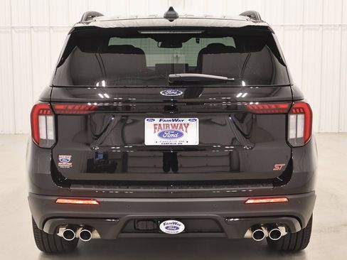 New 2026 Ford Explorer ST w/ Sun And Sound Package image 7