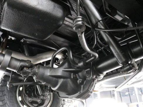 Used 1995 Ford F250 XLT image 29