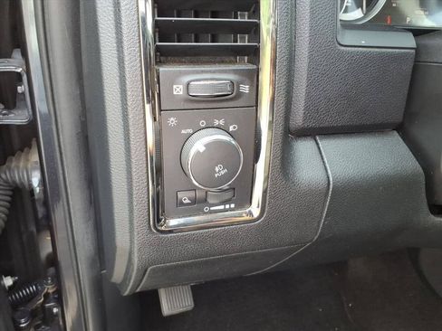 Used 2015 RAM 1500 Sport w/ Remote Start & Security Group AWD/4WD image 25
