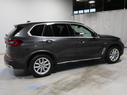 Used 2023 BMW X5 xDrive45e w/ Climate Comfort Package image 13
