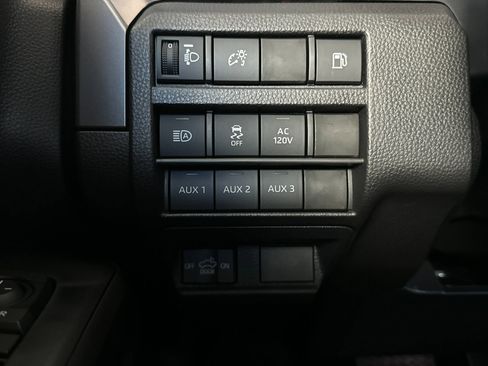 New 2025 Toyota Tacoma TRD Off-Road image 26