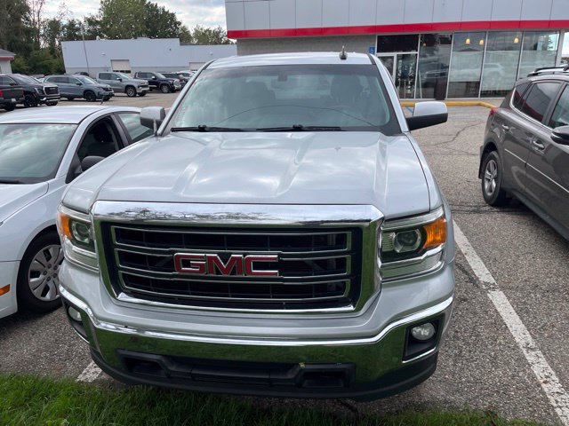 Used 2015 GMC Sierra 1500 SLE w/ SLE Value Package AWD/4WD image 3