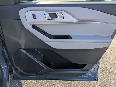 New 2026 Ford Explorer Active w/ Active Comfort Package image 38