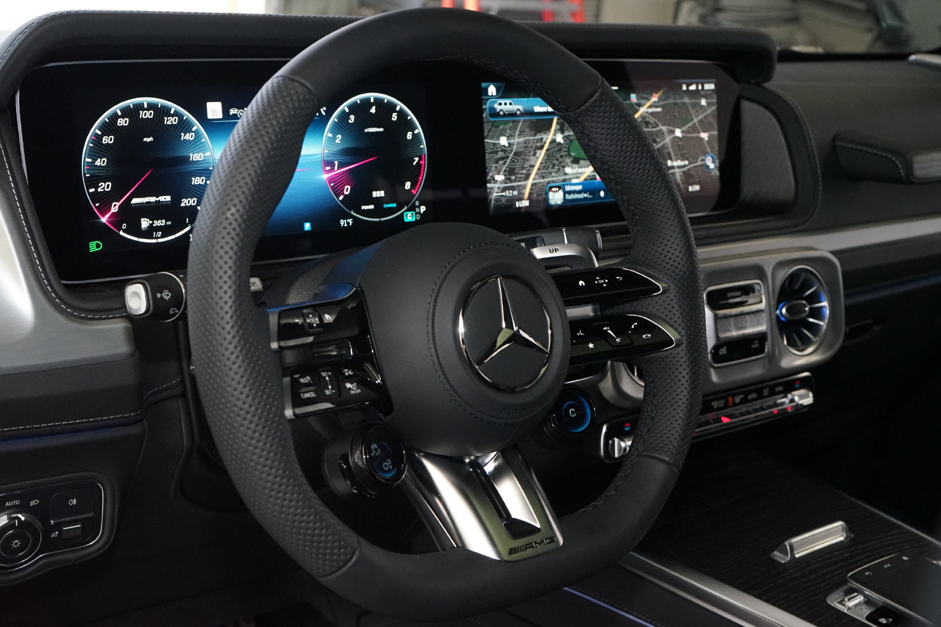 Used 2027 Mercedes-Benz G 63 AMG 4MATIC image 12