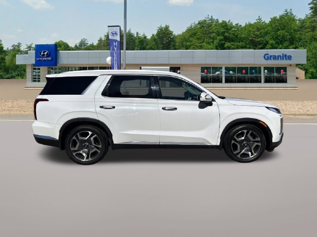 Used 2025 Hyundai Palisade Limited AWD/4WD image 6