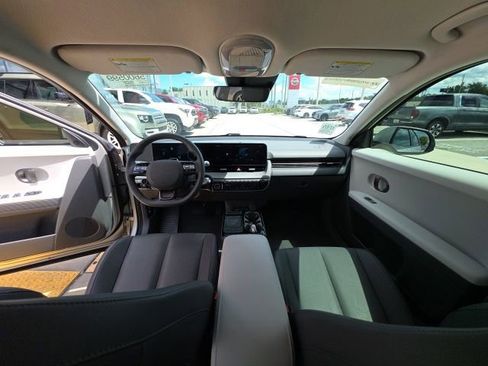 Used 2025 Hyundai Ioniq 5 SEL RWD image 24