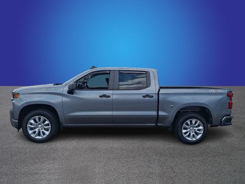 Used 2020 Chevrolet Silverado 1500 Custom w/ Custom Value Package AWD/4WD image 7