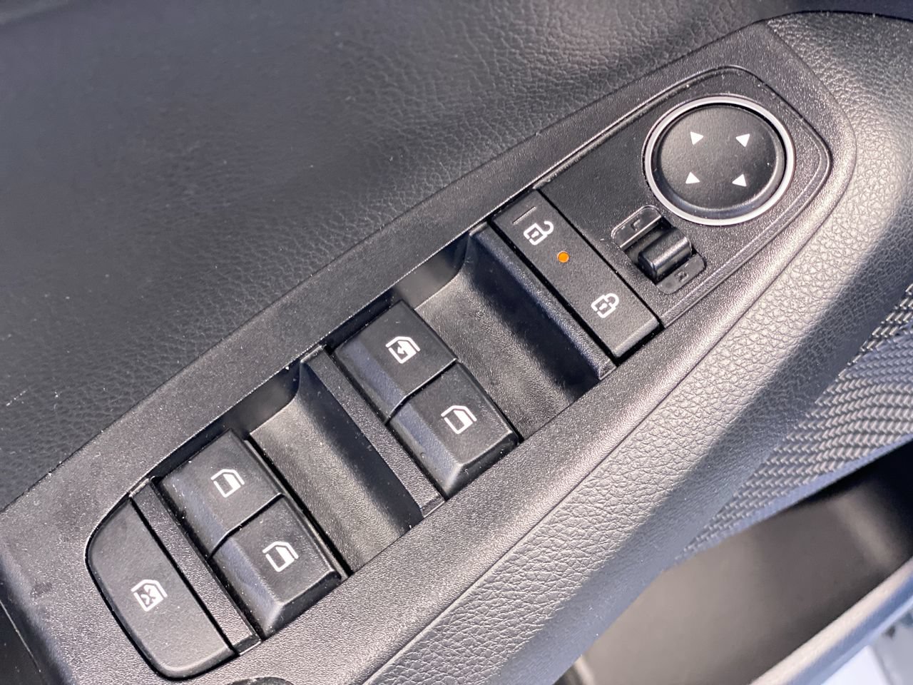 Certified 2026 Kia Seltos LX AWD/4WD image 18