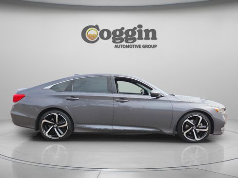 Certified 2018 Honda Accord Sport image 7