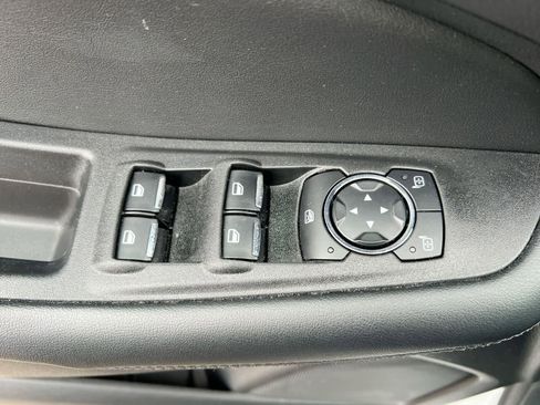 Used 2024 Ford Edge SEL w/ Convenience Package image 17