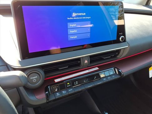 New 2026 Toyota Prius Plug-In Hybrid FWD image 13