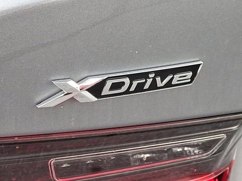 Certified 2025 BMW 330i xDrive Sedan w/ Premium Package image 36