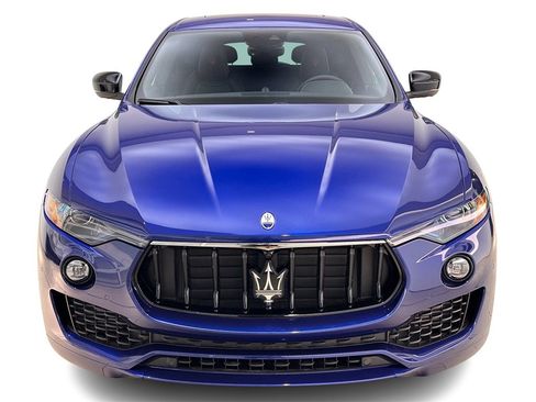 Used 2024 Maserati Levante GT Ultima image 2