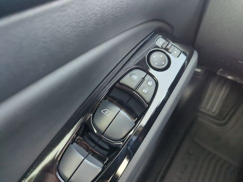 New 2025 Nissan Altima 2.5 SL image 24