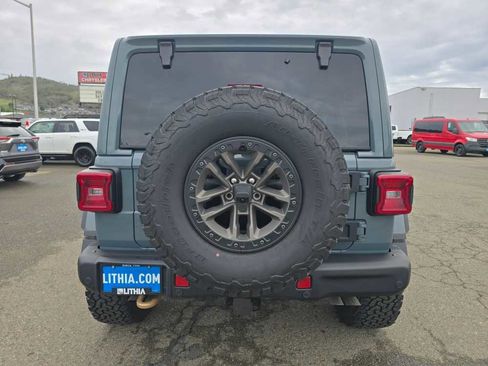 Used 2024 Jeep Wrangler Unlimited Rubicon 392 image 4