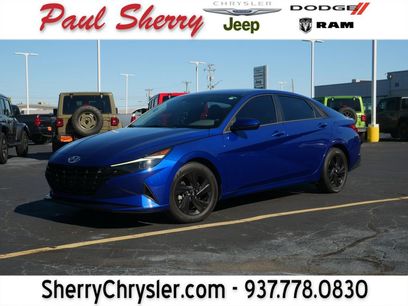 Used 2022 Hyundai Elantra SEL w/ Preferred Accessory Package