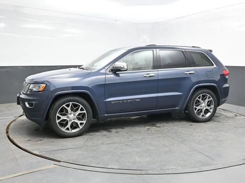 Used 2020 Jeep Grand Cherokee Overland AWD/4WD image 3