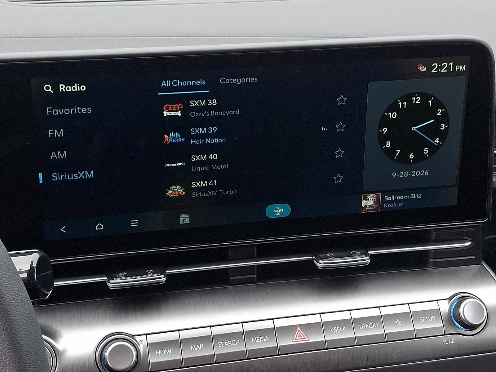 New 2027 Hyundai Kona SE AWD/4WD image 11
