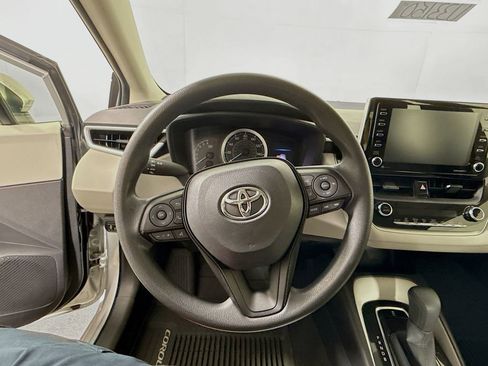 Certified 2021 Toyota Corolla LE image 11