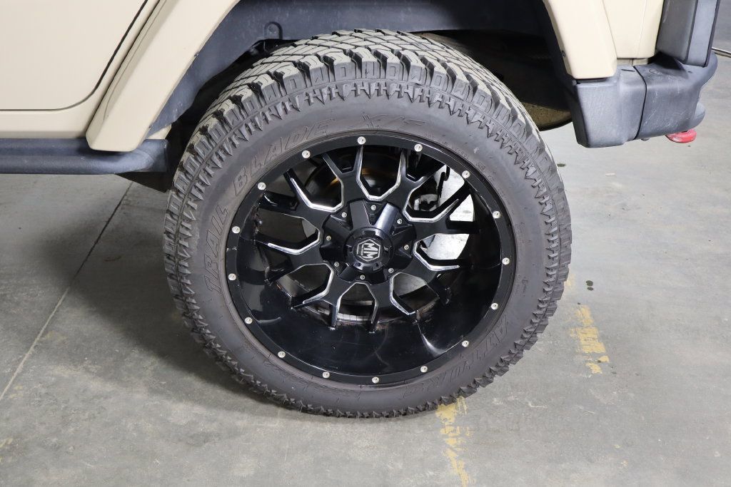 Used 2016 Jeep Wrangler Unlimited Rubicon AWD/4WD image 37