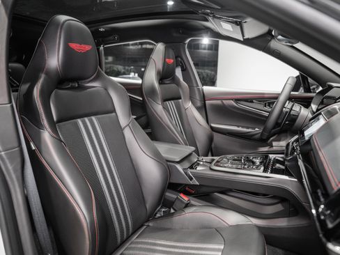 New 2026 Aston Martin DBX 707 image 22