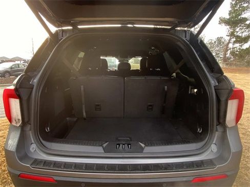 Used 2025 Ford Explorer ST-Line w/ Premium Package image 5